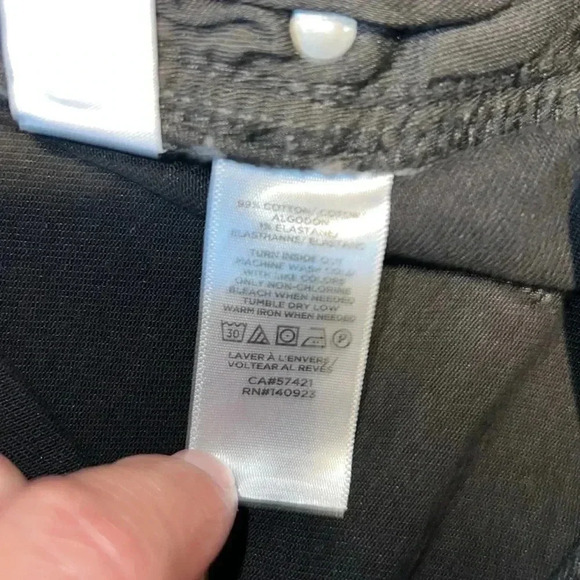 Loft NWT The Girlfriend Mid Rise Curvy Regular Jeans 19 - Picture 5 of 5